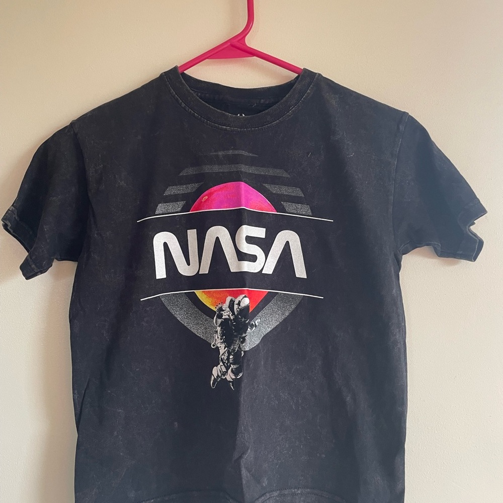 NASA Black Graphic T-Shirt
